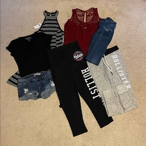 *SOLD*Hollister Juniors Lot, Size Small